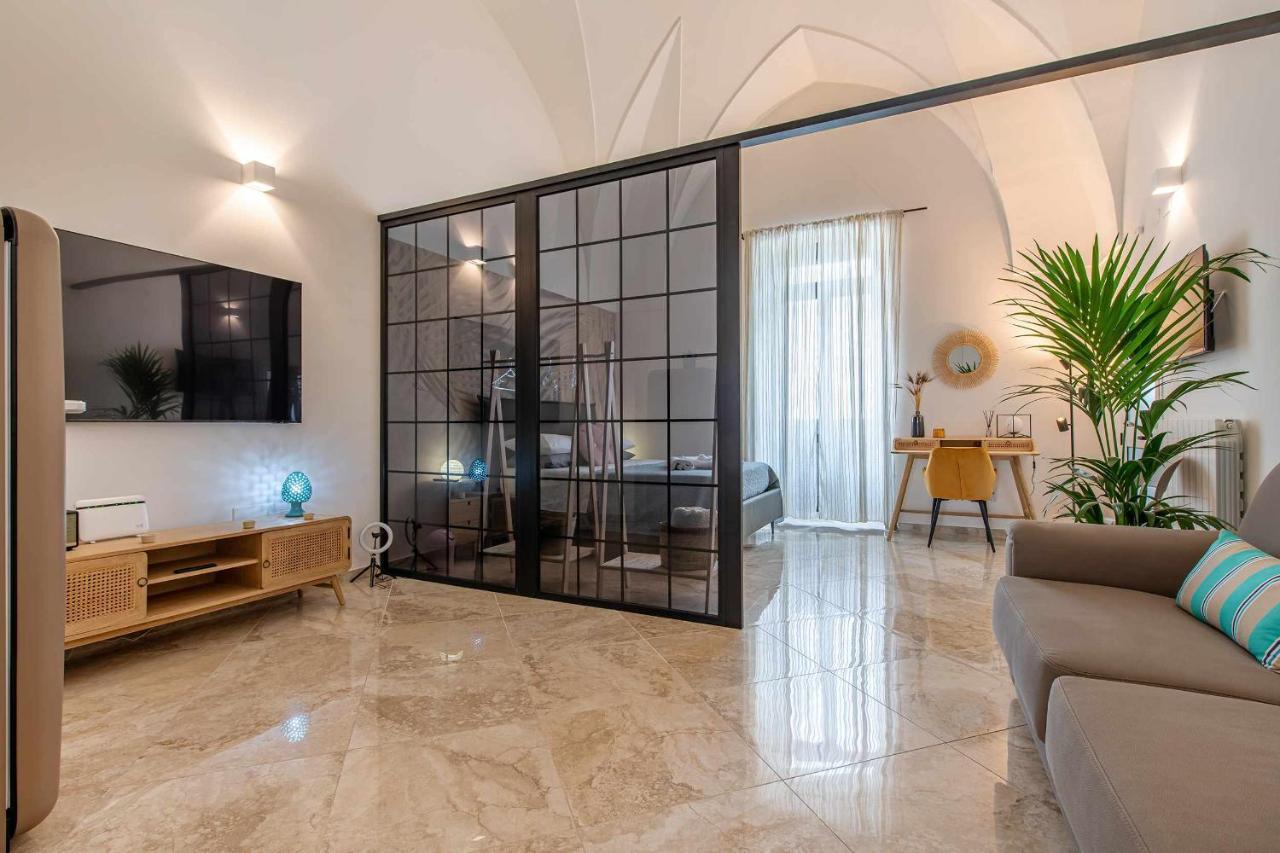 Zephir Apartments Brindisi Esterno foto