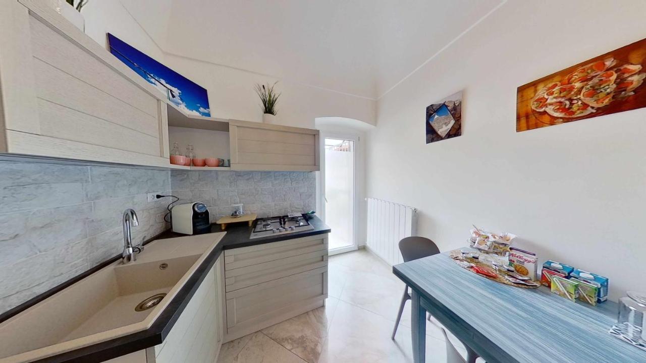 Zephir Apartments Brindisi Esterno foto