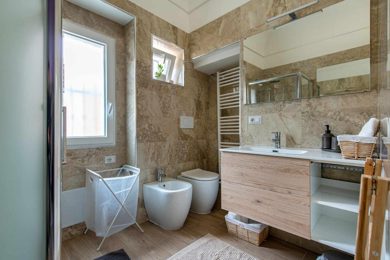 Zephir Apartments Brindisi Esterno foto